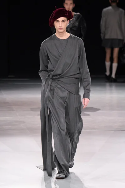 Look 45